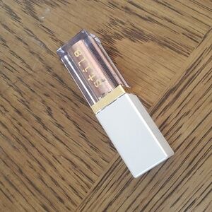 STILA Glisten & Glow Liquid Eyeshadow